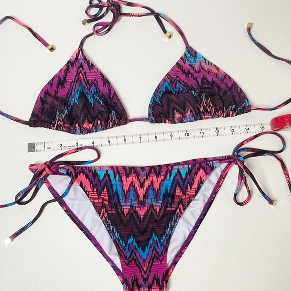 Billabong Chevron Print String Bikini - Picture 3 of 10